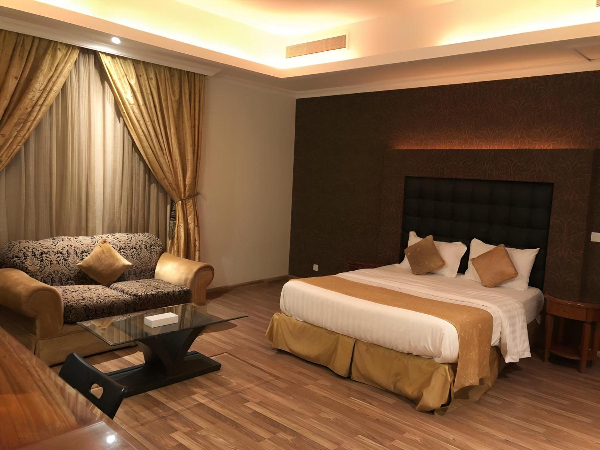 Villa Johar Layali Establishment